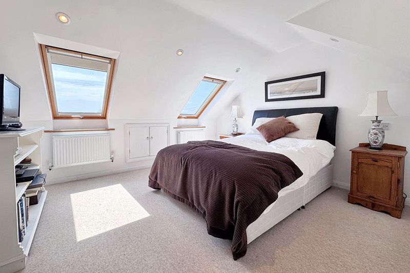 Larkfield Way